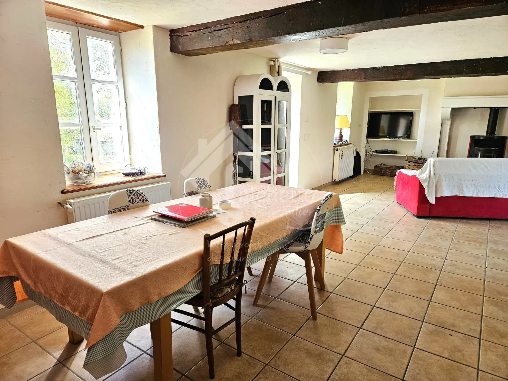 Longère de 190 m² avec grand terrain à Jaligny-sur-Besbre, Allier 