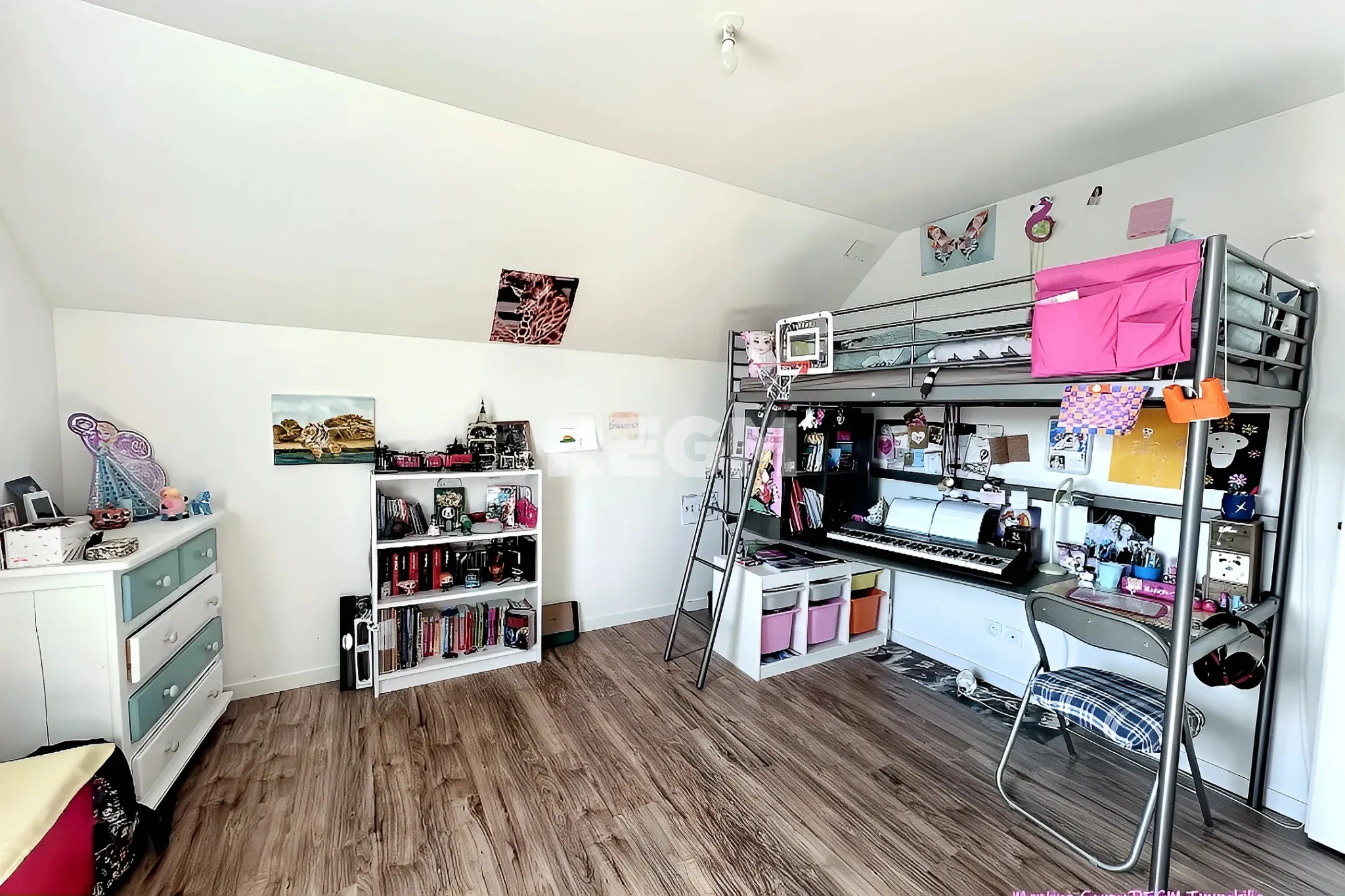 Maison récente de 96 m² avec jardin et garage à Saint-Denis-en-Val (45) 