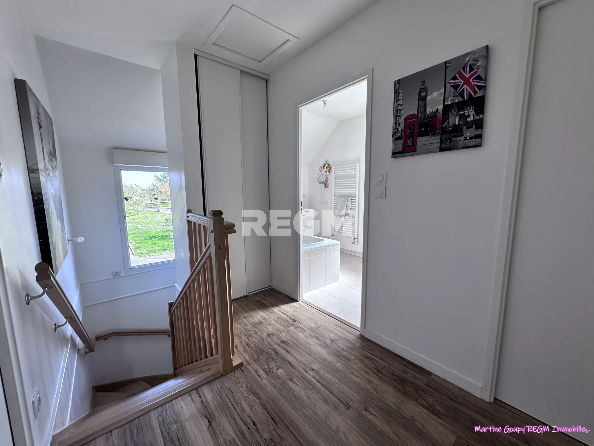 Maison récente de 96 m² avec jardin et garage à Saint-Denis-en-Val (45) 