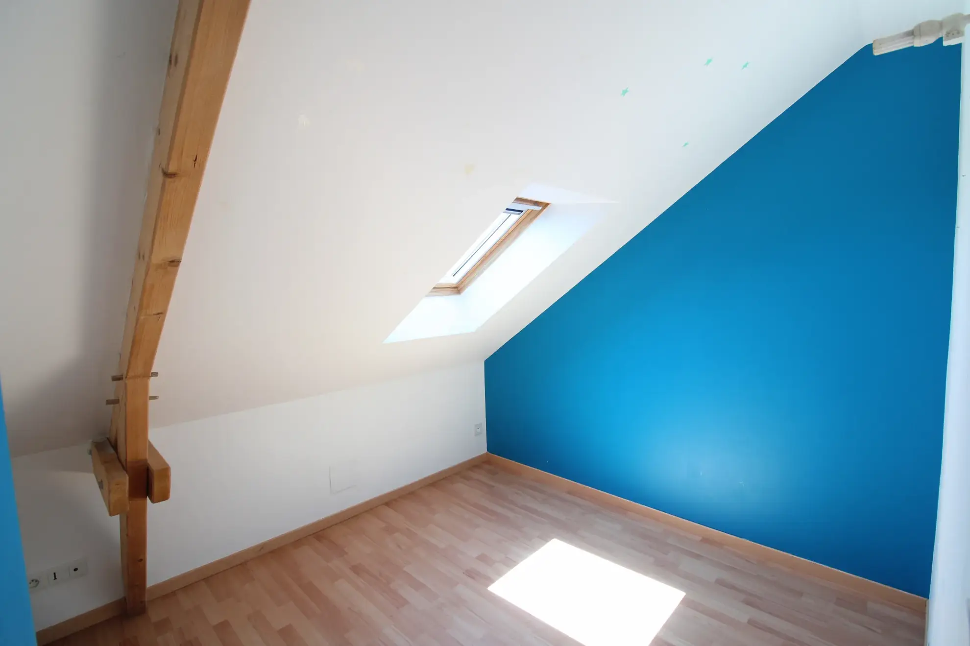 Maison en pierres en campagne de 80m² à Saffré, disponible immédiatement 