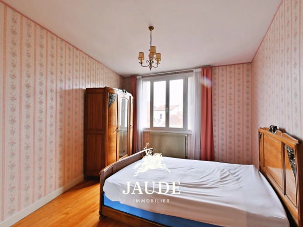 Appartement F3 de 68m² avec Garage et Balcon à Chamalières 