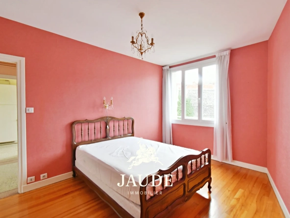 Appartement F3 de 68m² avec Garage et Balcon à Chamalières 