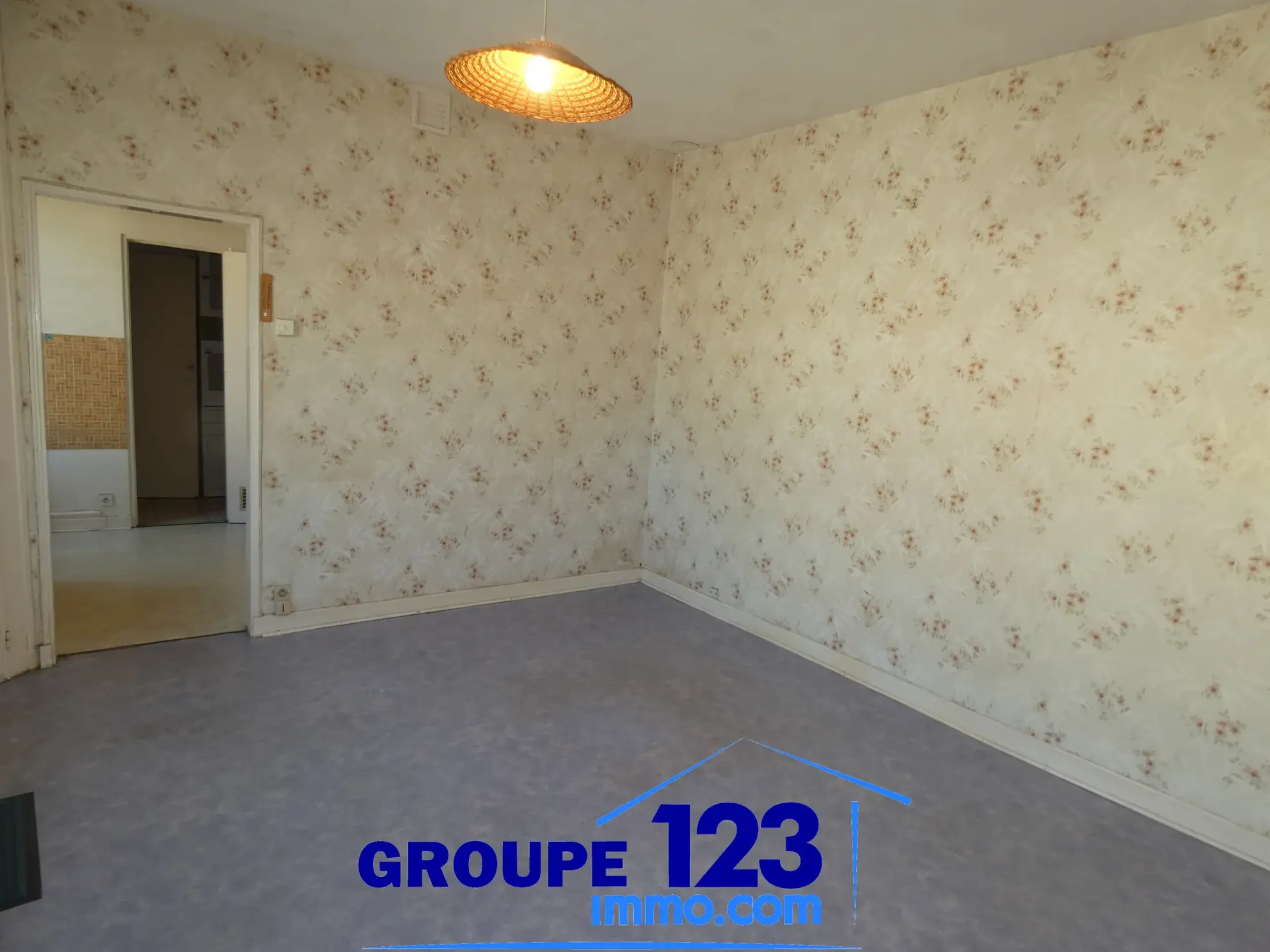 Maison 3 chambres à Migenes avec terrain arboré et potentiel 