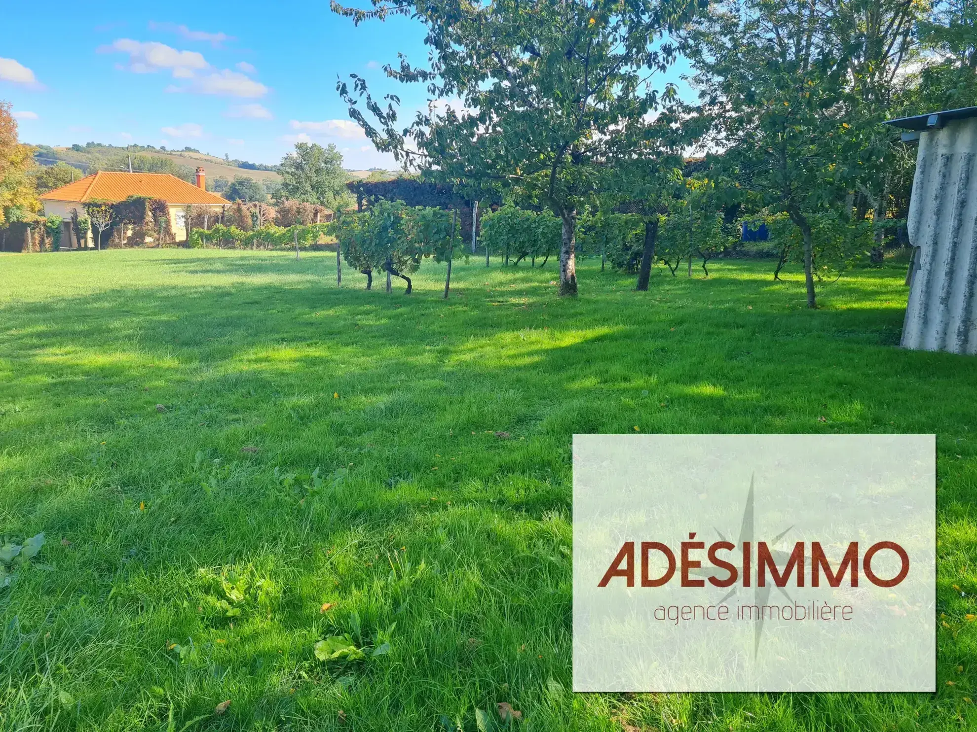 Terrain constructible de 799 m² à Saint-Sulpice-sur-Lèze près de Toulouse 