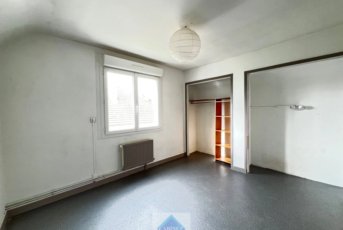Charmante maison de 126 m² avec 5 chambres près d'Abbeville en vente 