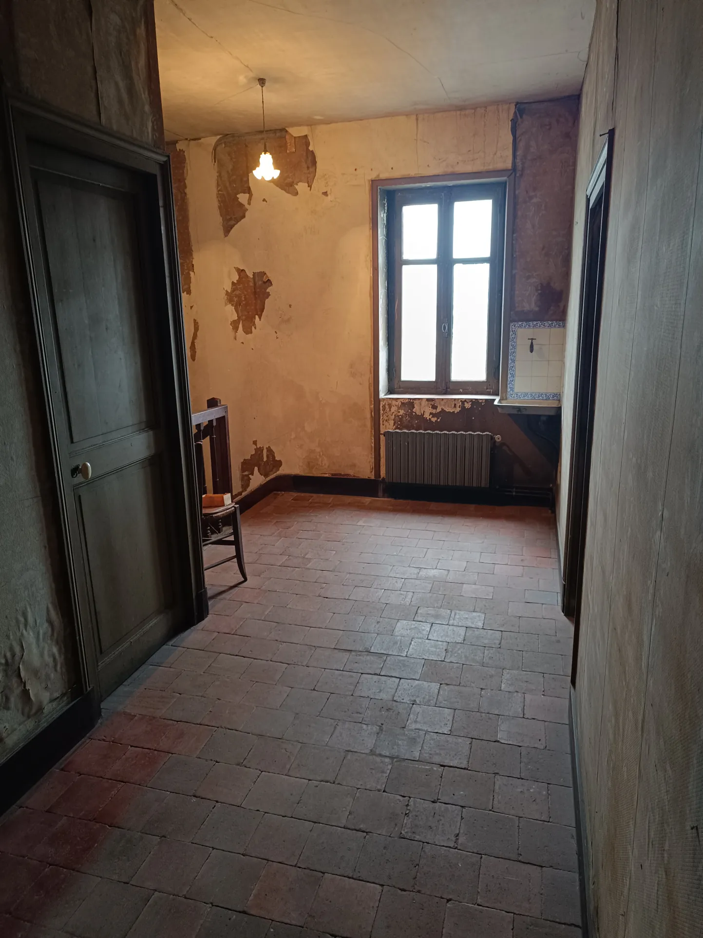 Belle maison bourgeoise à rénover au centre de Vierzon avec jardin etgarage 
