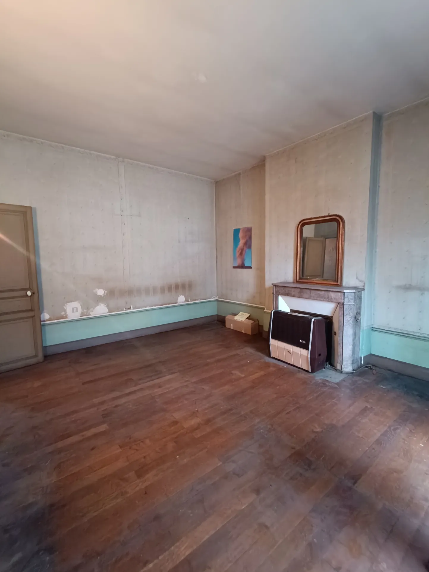 Belle maison bourgeoise à rénover au centre de Vierzon avec jardin etgarage 