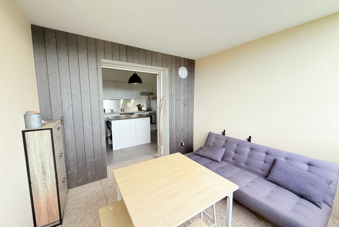 Appartement T2 récent avec terrasse et parking sécurisé à Andernos-les-Bains 