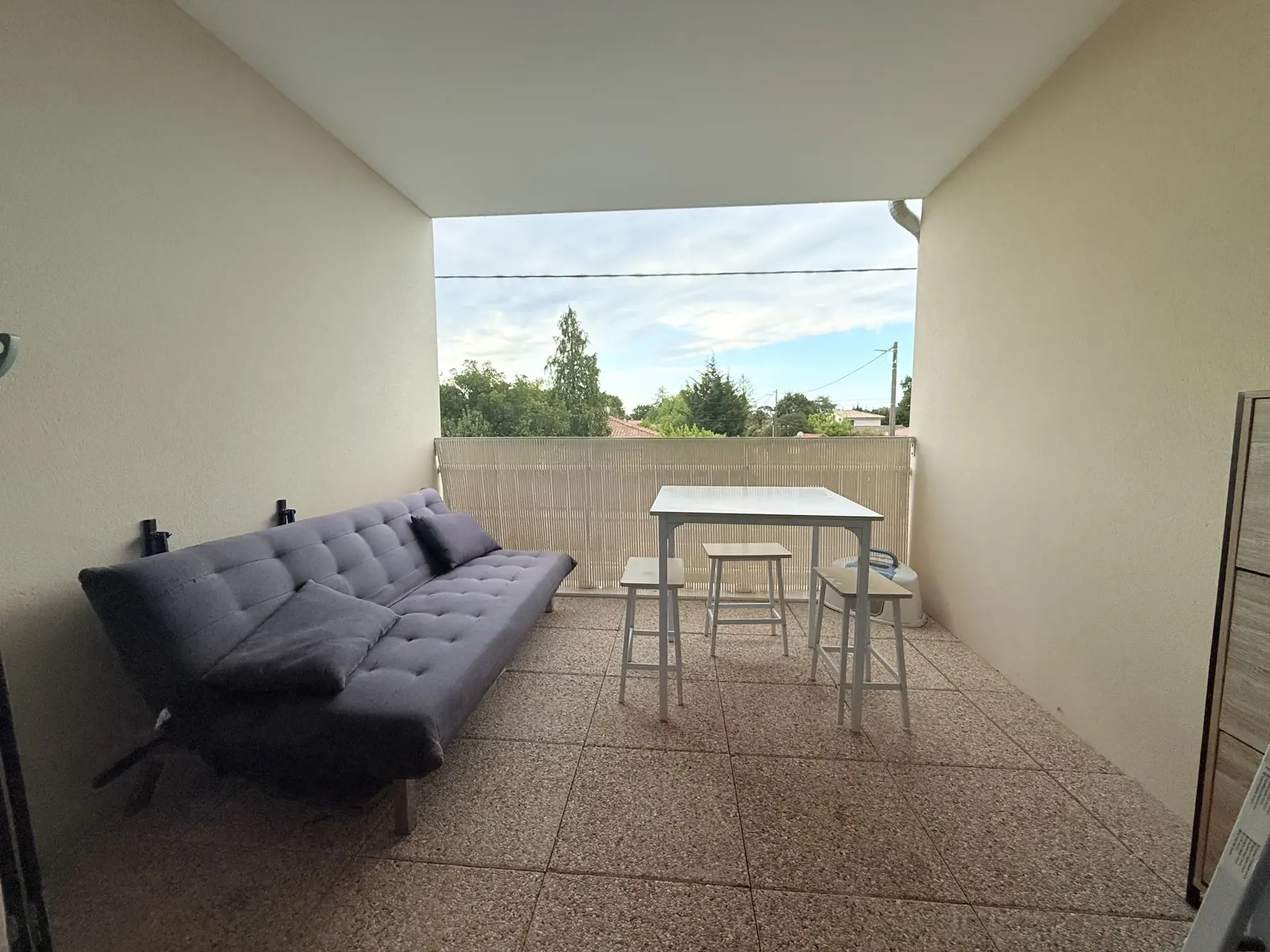 Appartement T2 récent avec terrasse et parking sécurisé à Andernos-les-Bains 