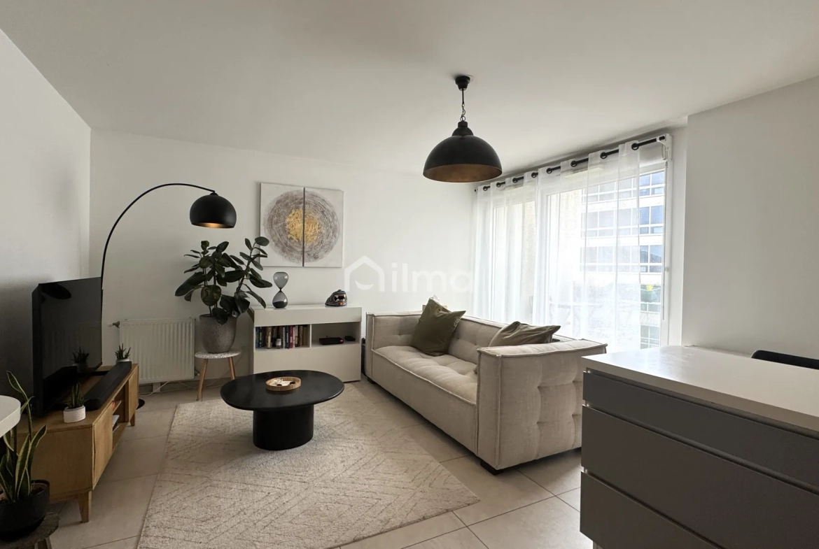 Appartement 3 pièces avec balcon à vendre à Meaux au centre-ville 