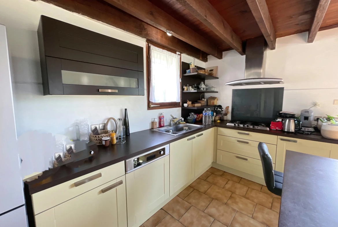 Belle maison avec vue sur les Pyrénées à Arblade-le-Bas 