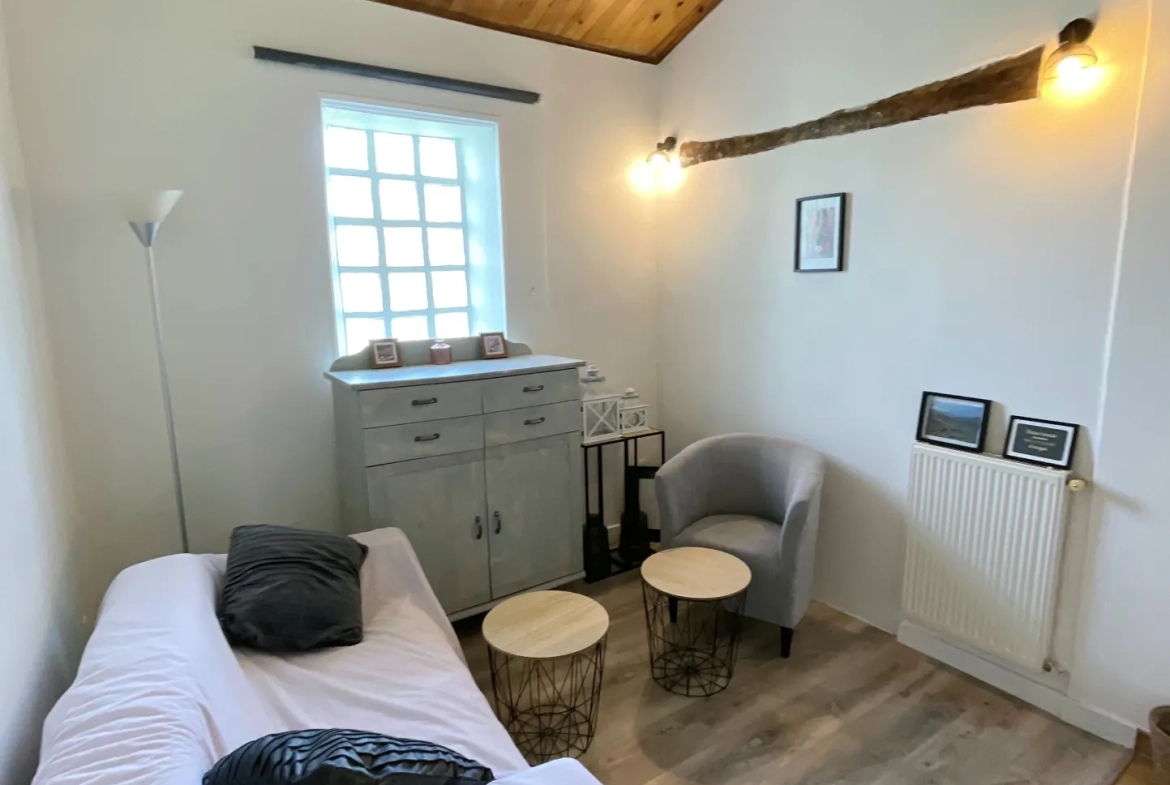 Belle maison avec vue sur les Pyrénées à Arblade-le-Bas 