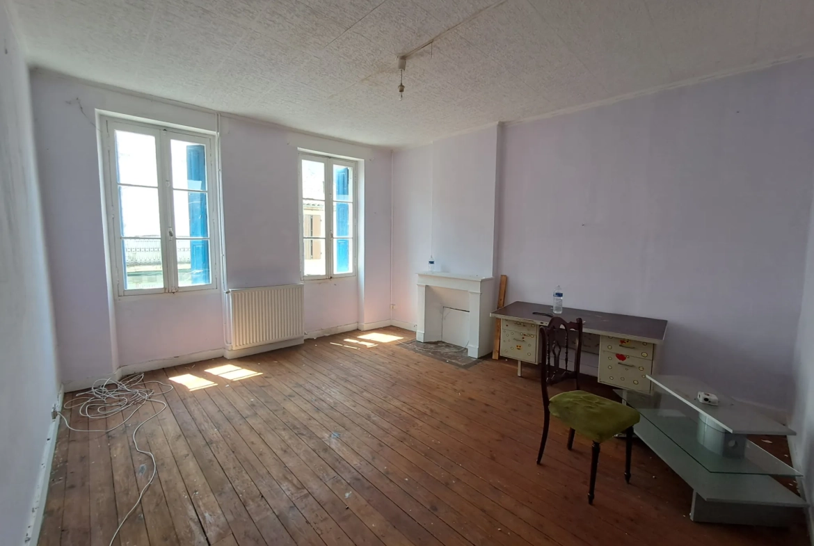 Immeuble à rénover avec potentiel à Villeneuve-sur-Lot (47) 