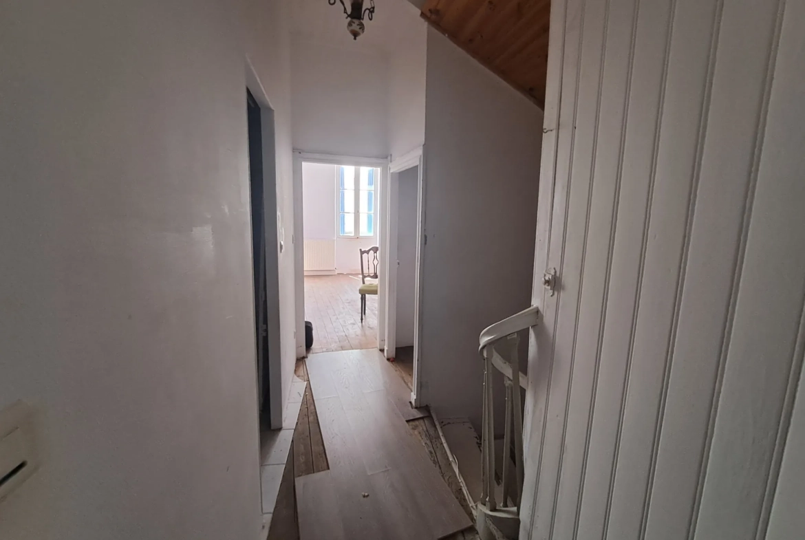 Immeuble à rénover avec potentiel à Villeneuve-sur-Lot (47) 