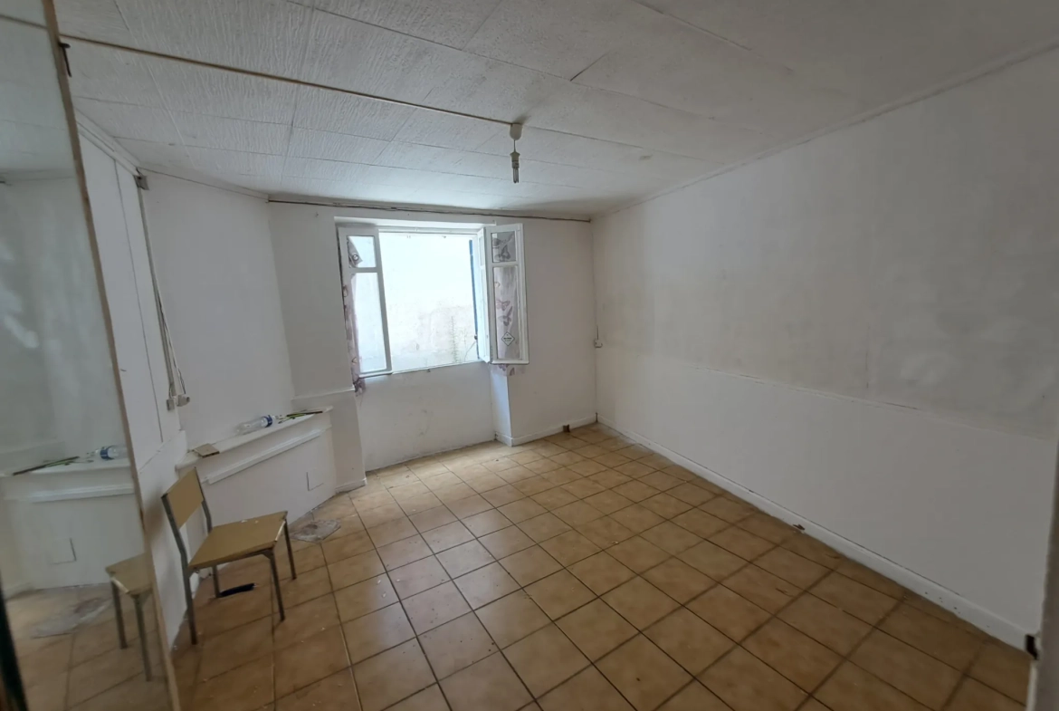 Immeuble à rénover avec potentiel à Villeneuve-sur-Lot (47) 