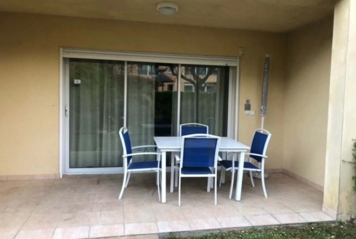 Appartement 2 pièces avec terrasse et parking à Greoux-les-Bains 