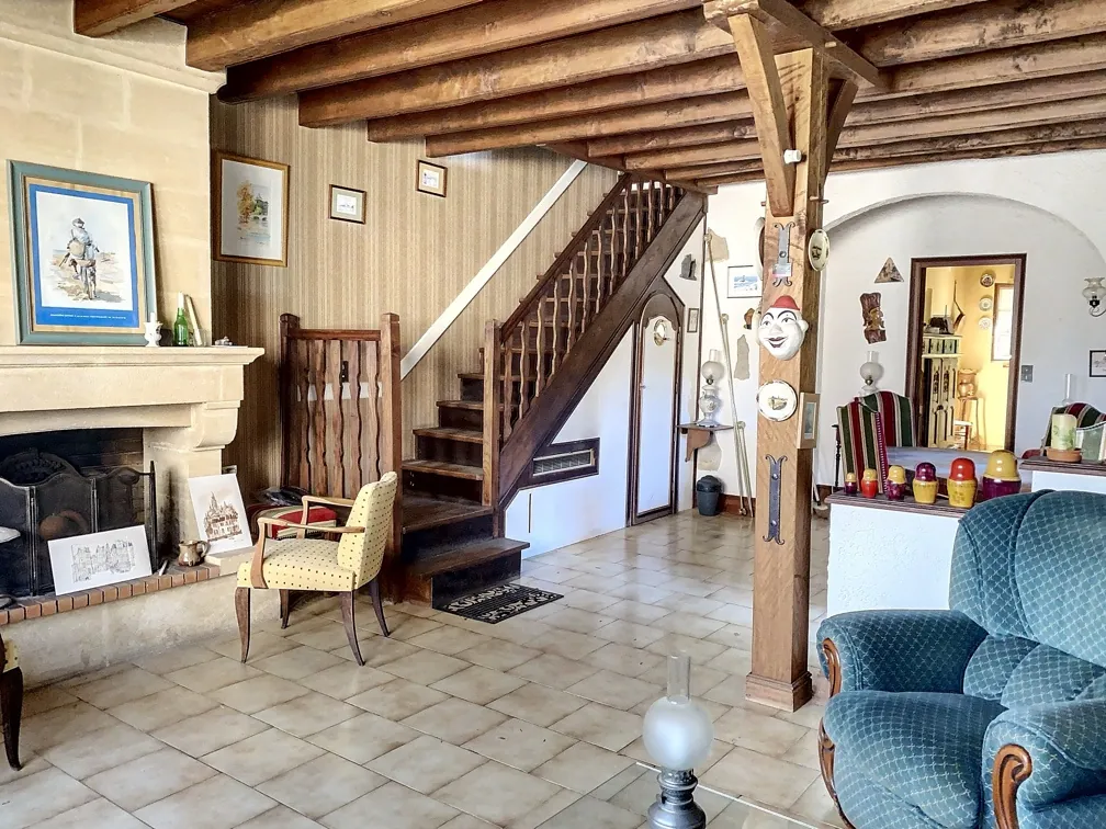 Charmante maison en pierre avec jardin à Manzac-sur-Vern en Dordogne 
