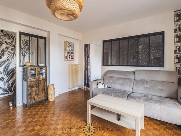 À vendre : Appartement T4 lumineux avec balcon, cave et garage à Reims Clairmarais