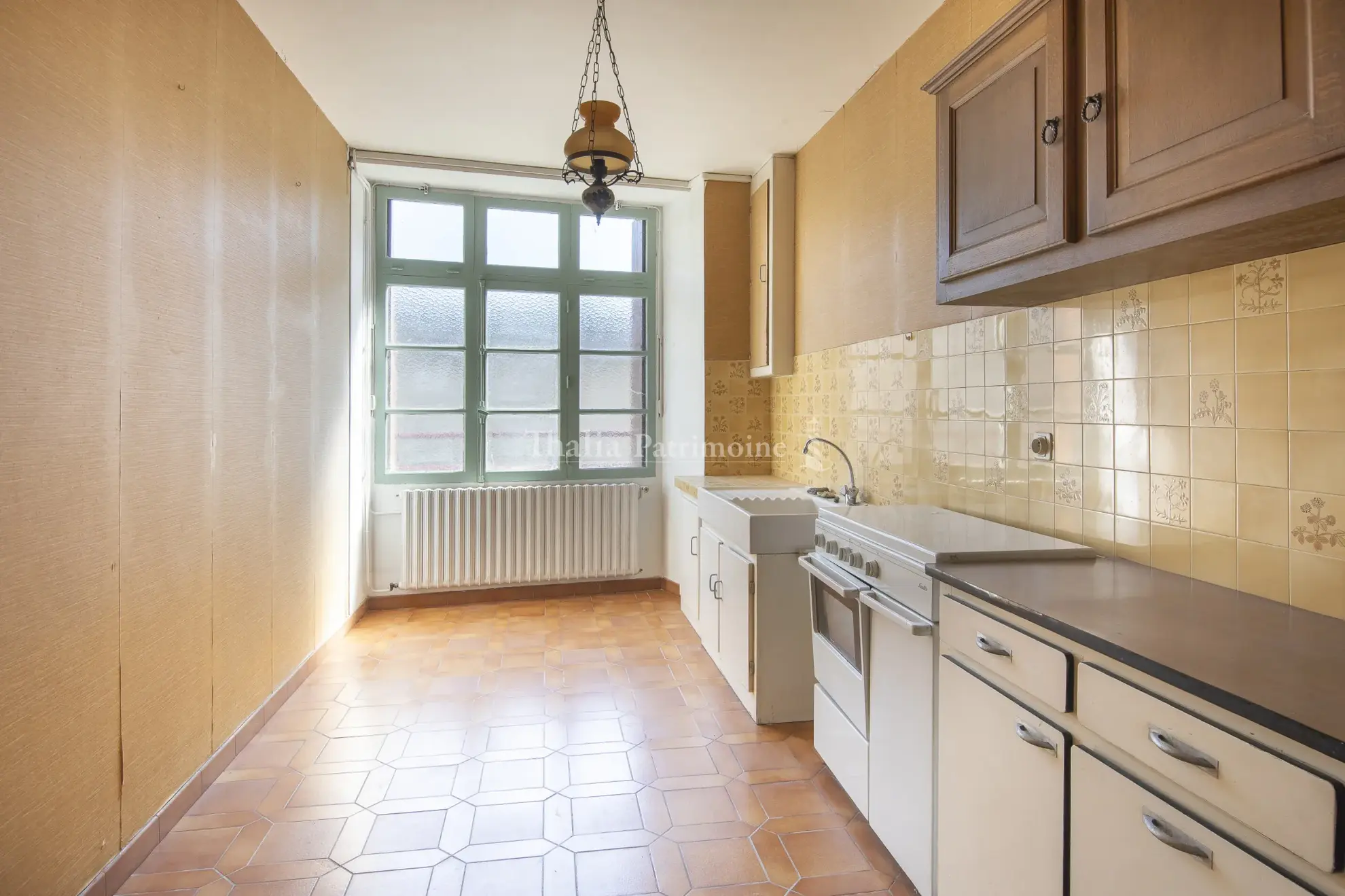 Maison de ville à Mareuil avec potentiel pour deux appartements lumineux 