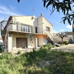 Maison à Vauvert avec grand potentiel, garage et jardin de 671m²