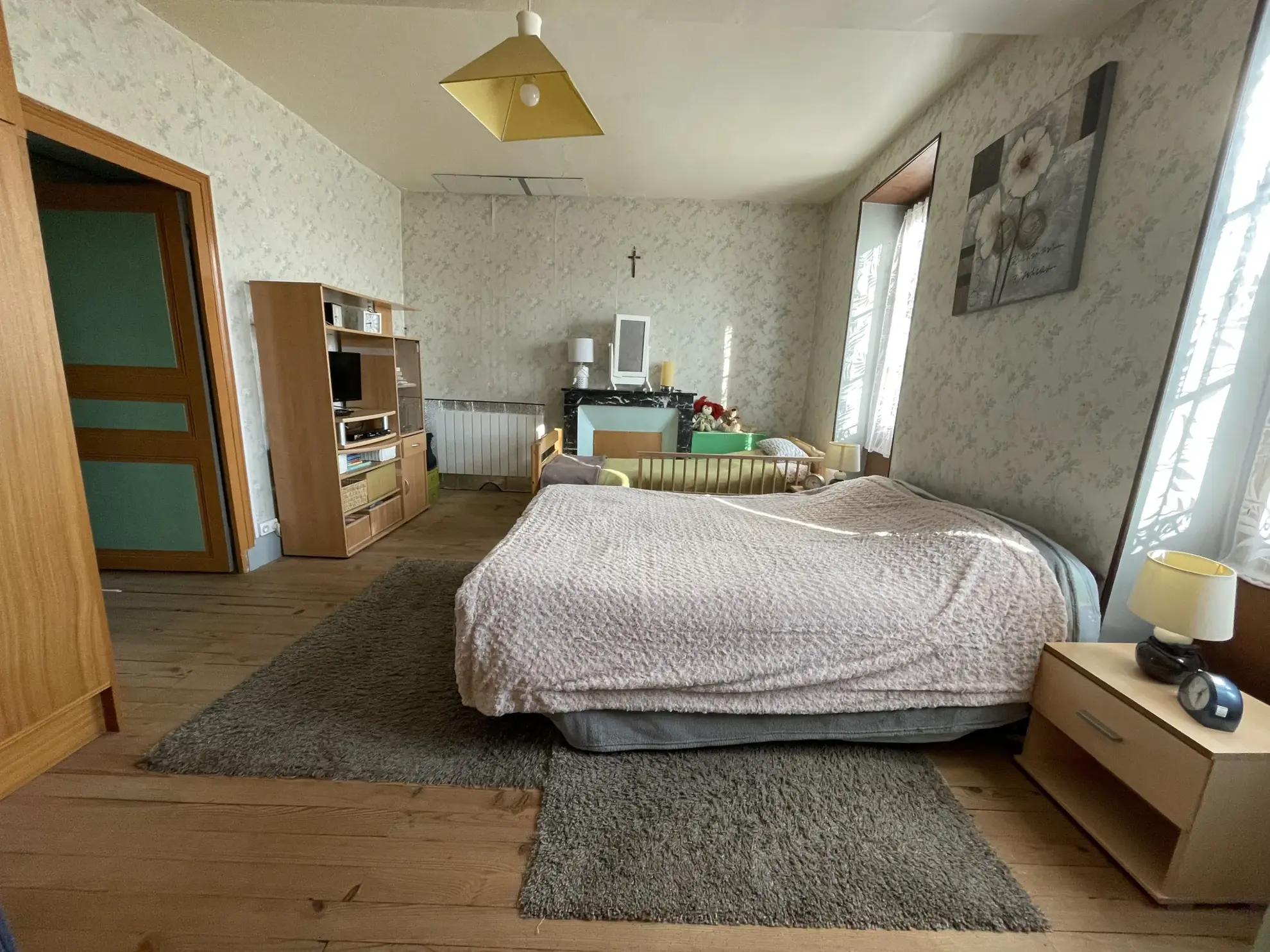 Maison de maître à Cognat-Lyonne de 133 m² avec dépendances et jardin arboré 