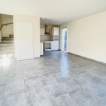 Maison neuve de 80 m² à Vidauban avec terrasse et stationnement privé