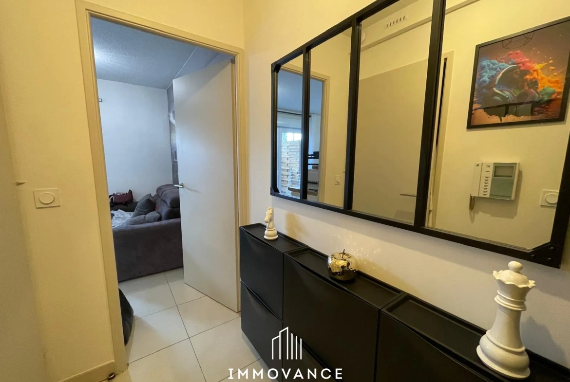 Studio à vendre à Castelnau-le-Lez avec terrasse et parking privé 