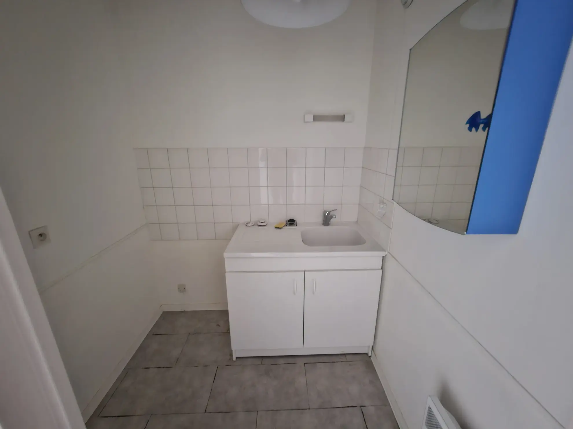 Studio de 40 m² à Bourges avec services séniors et emplacement privilégié 