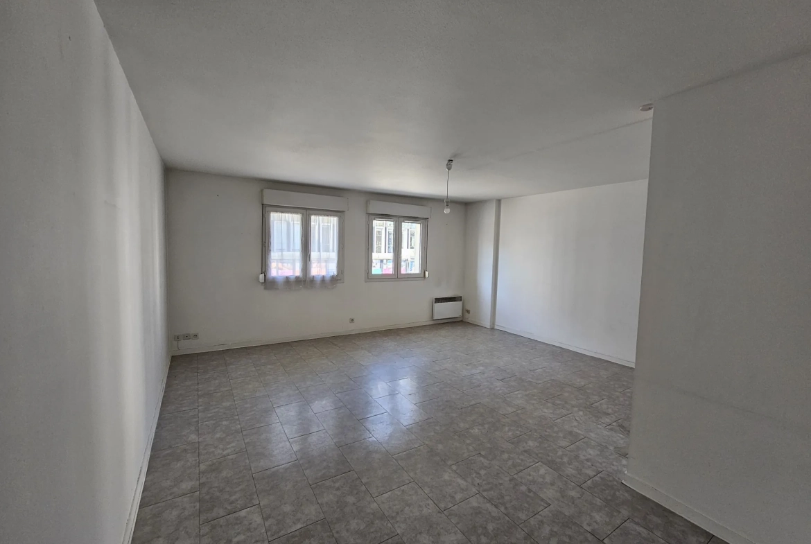 Studio de 40 m² à Bourges avec services séniors et emplacement privilégié 