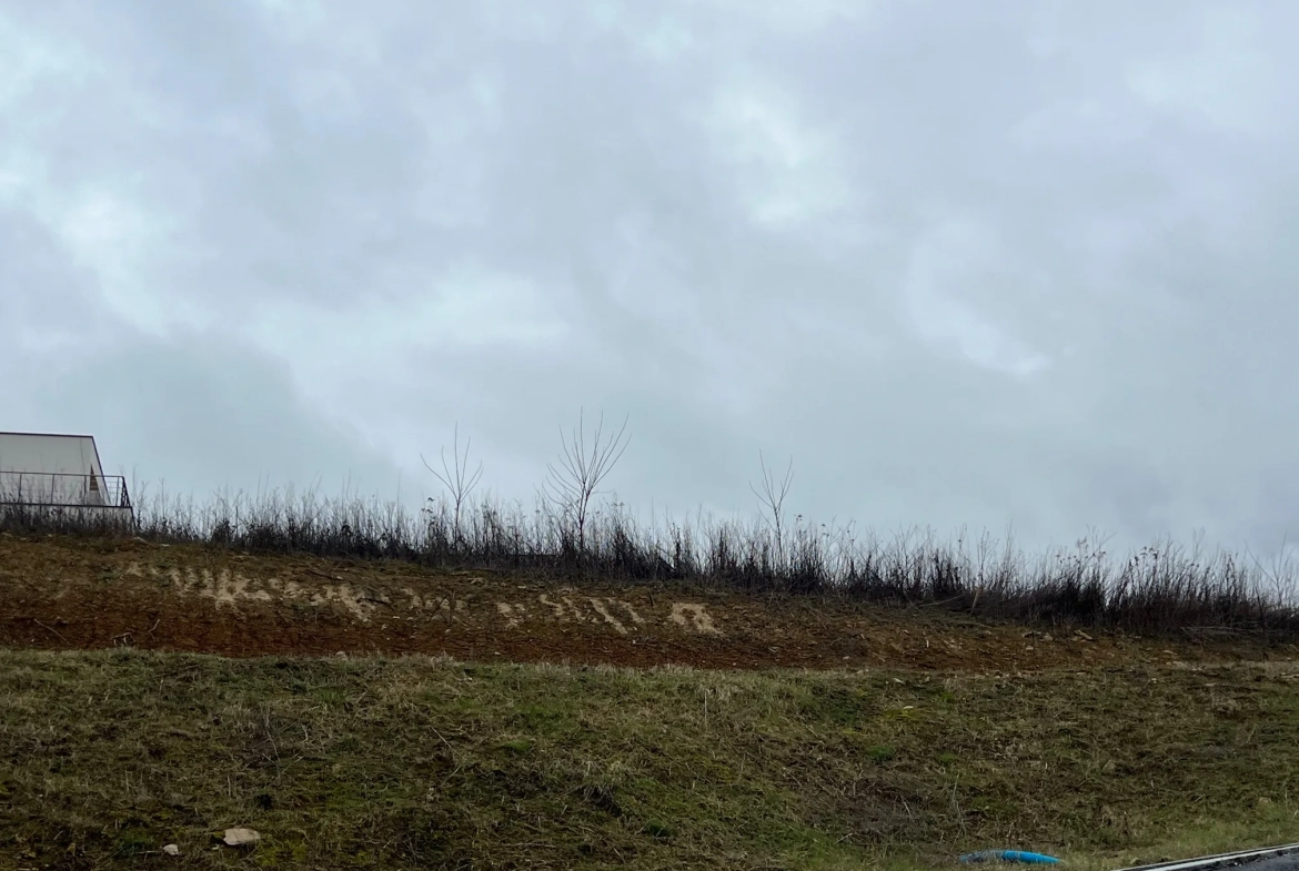Terrain constructible à Brunstatt - 5,37 ares, libre de constructeur 
