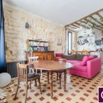 Appartement atypique de 50 m² à Bagnolet, charme et volume proche Mairie des Lilas