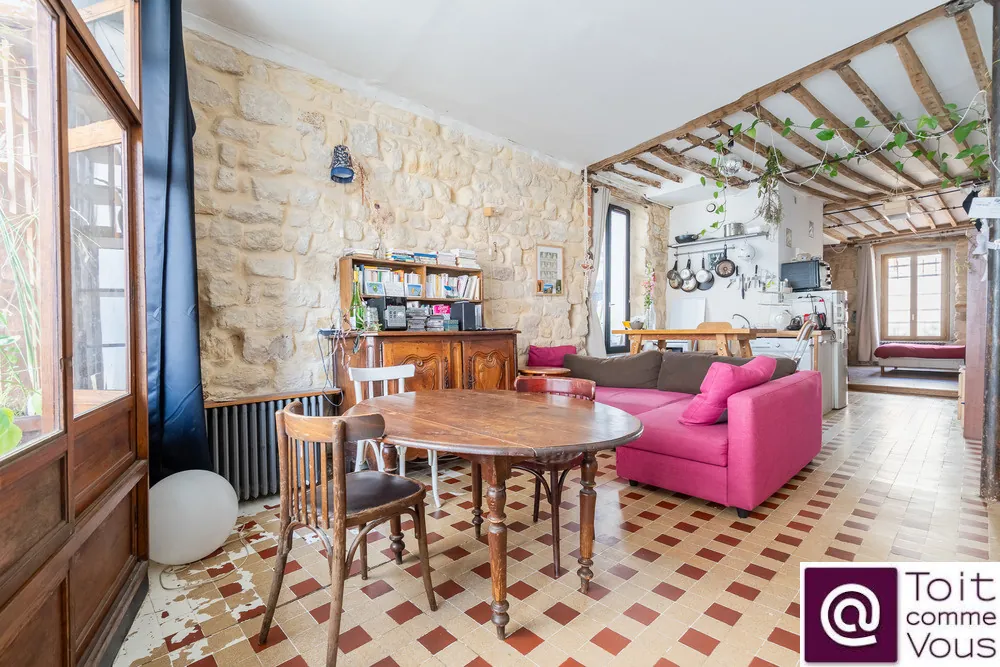 Appartement atypique de 50 m² à Bagnolet, charme et volume proche Mairie des Lilas 