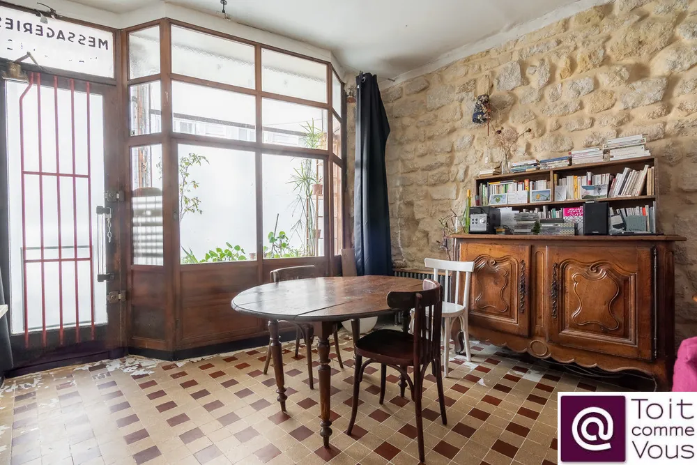 Appartement atypique de 50 m² à Bagnolet, charme et volume proche Mairie des Lilas 