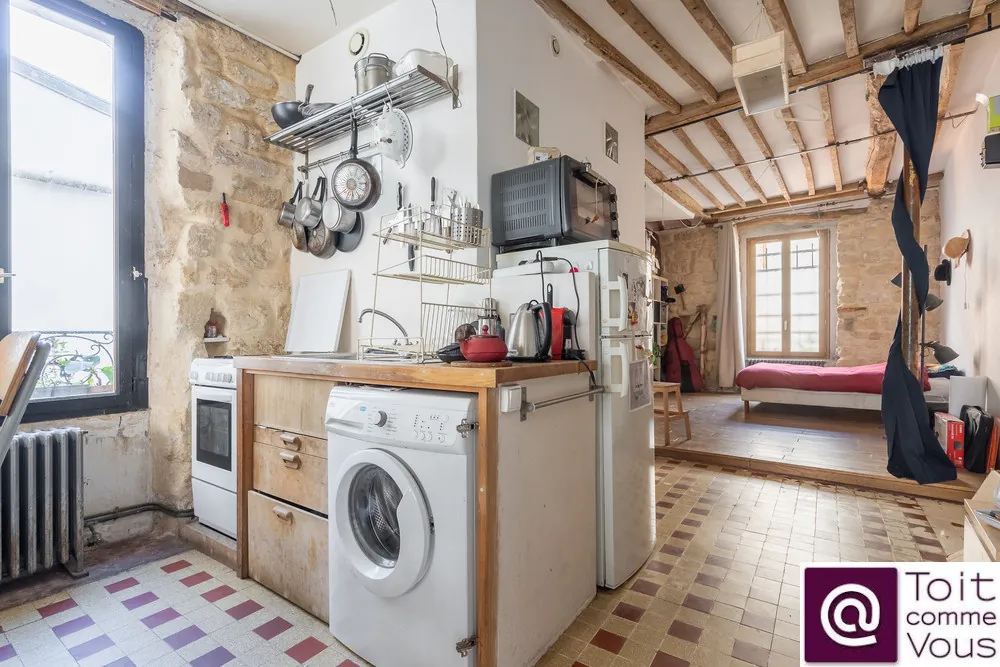 Appartement atypique de 50 m² à Bagnolet, charme et volume proche Mairie des Lilas 