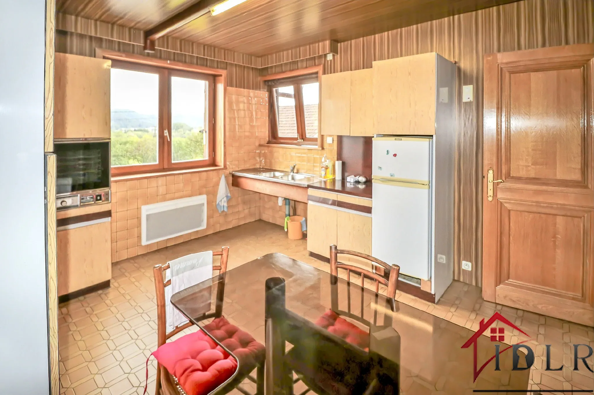 Maison familiale de 124 m² avec terrain arboré à Brouvelieures - Vue, proximité Épinal et Saint-Dié 