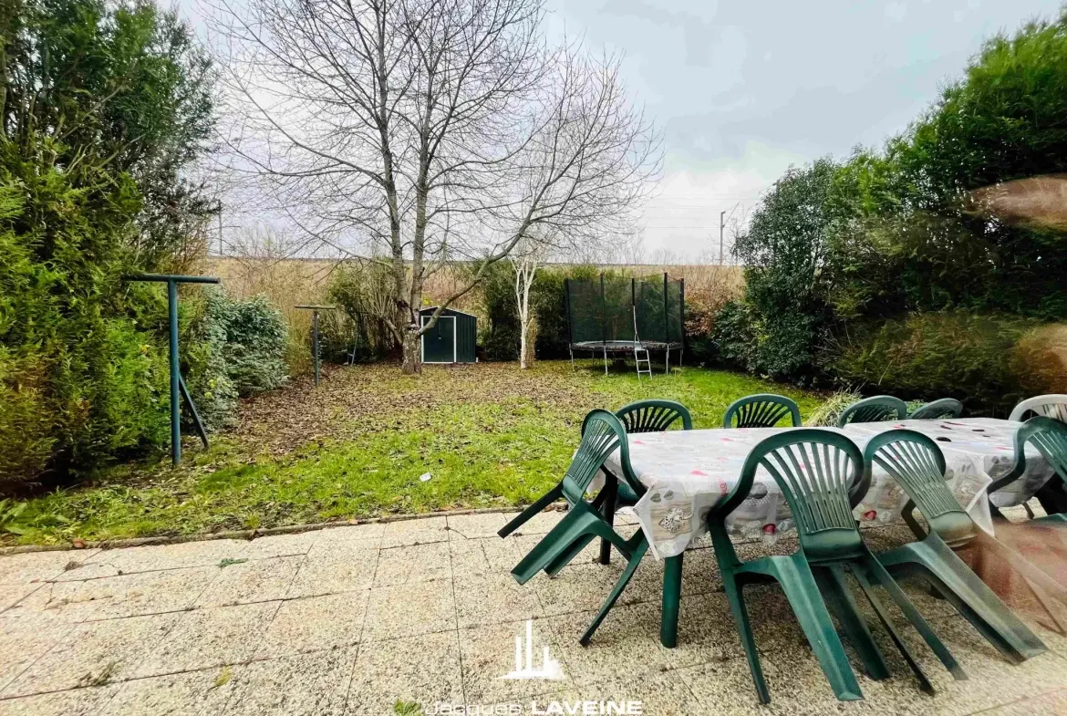 Maison à vendre à Metz avec 4 chambres, jardin et garage - Idéal investissement 