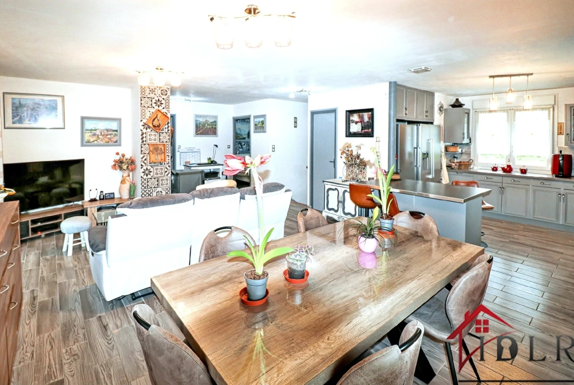 Vente d'une maison rénovée de 115 m² à Granges-sur-Vologne, proche Gérardmer 