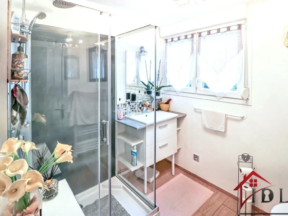 Vente d'une maison rénovée de 115 m² à Granges-sur-Vologne, proche Gérardmer 