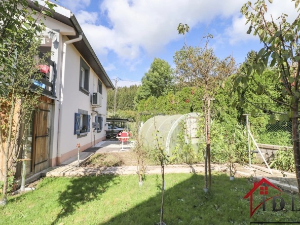 Vente d'une maison rénovée de 115 m² à Granges-sur-Vologne, proche Gérardmer 