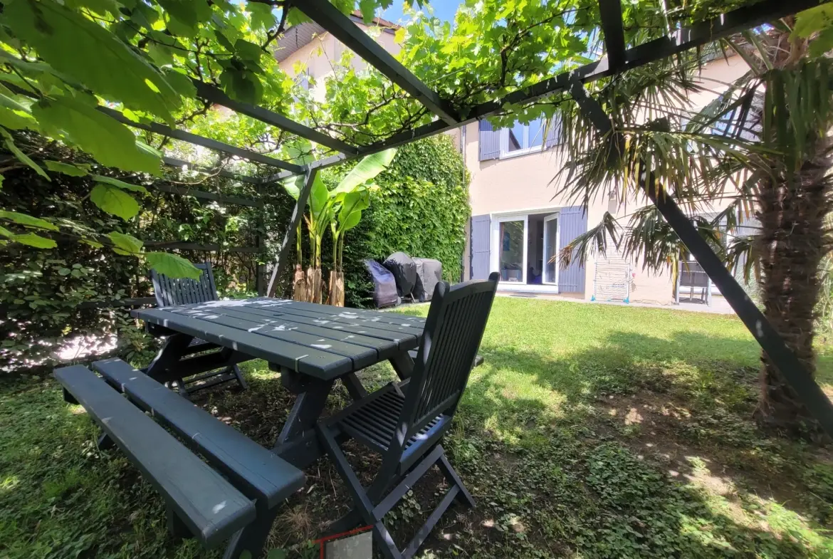 Maison familiale à Clermont-Ferrand avec jardin et garage - 110 m² 