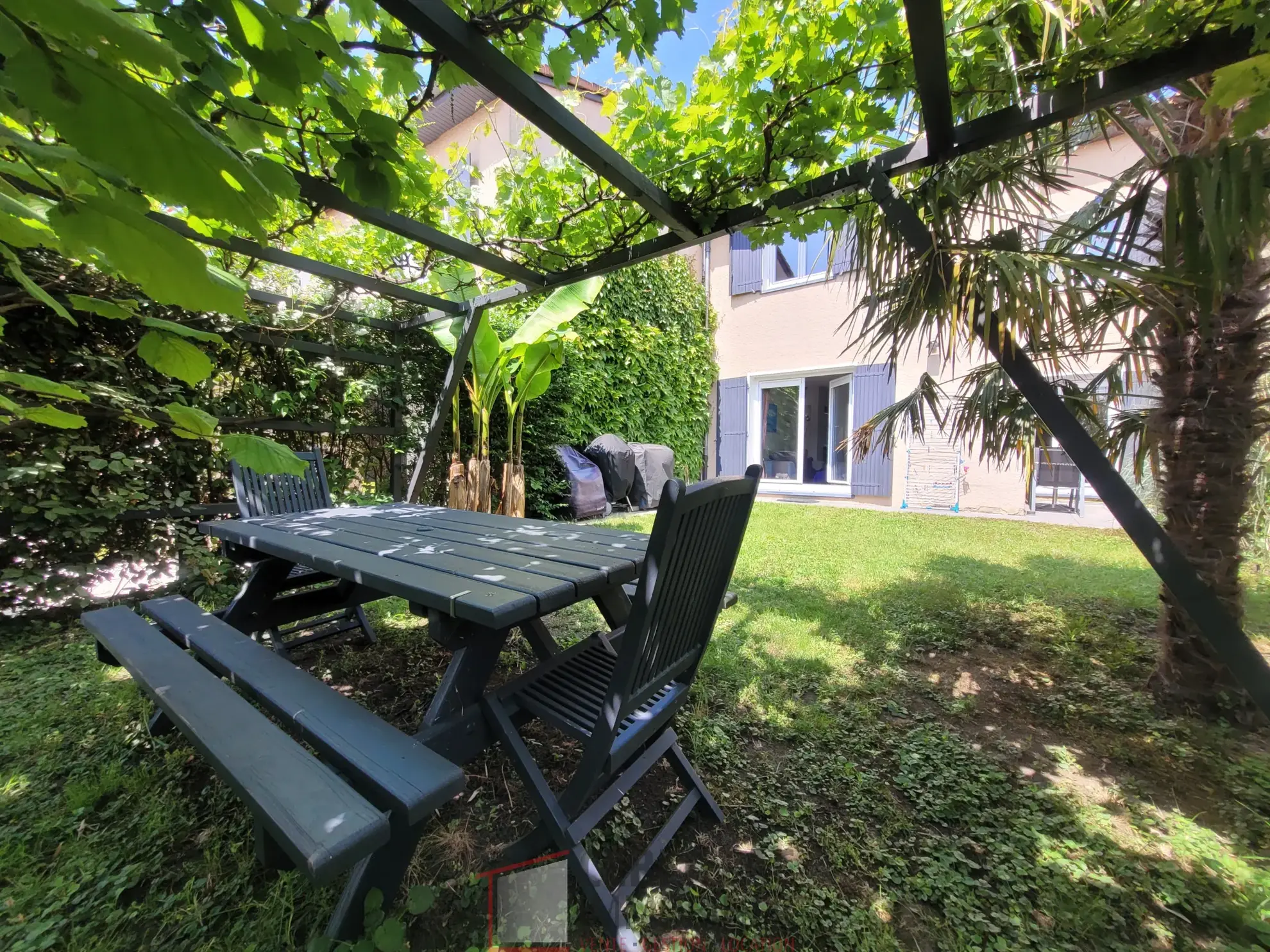 Maison familiale à Clermont-Ferrand avec jardin et garage - 110 m² 