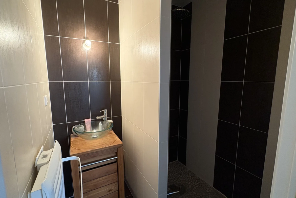 Pavillon moderne à vendre à Toutlemonde proche Cholet avec jardin et garage 