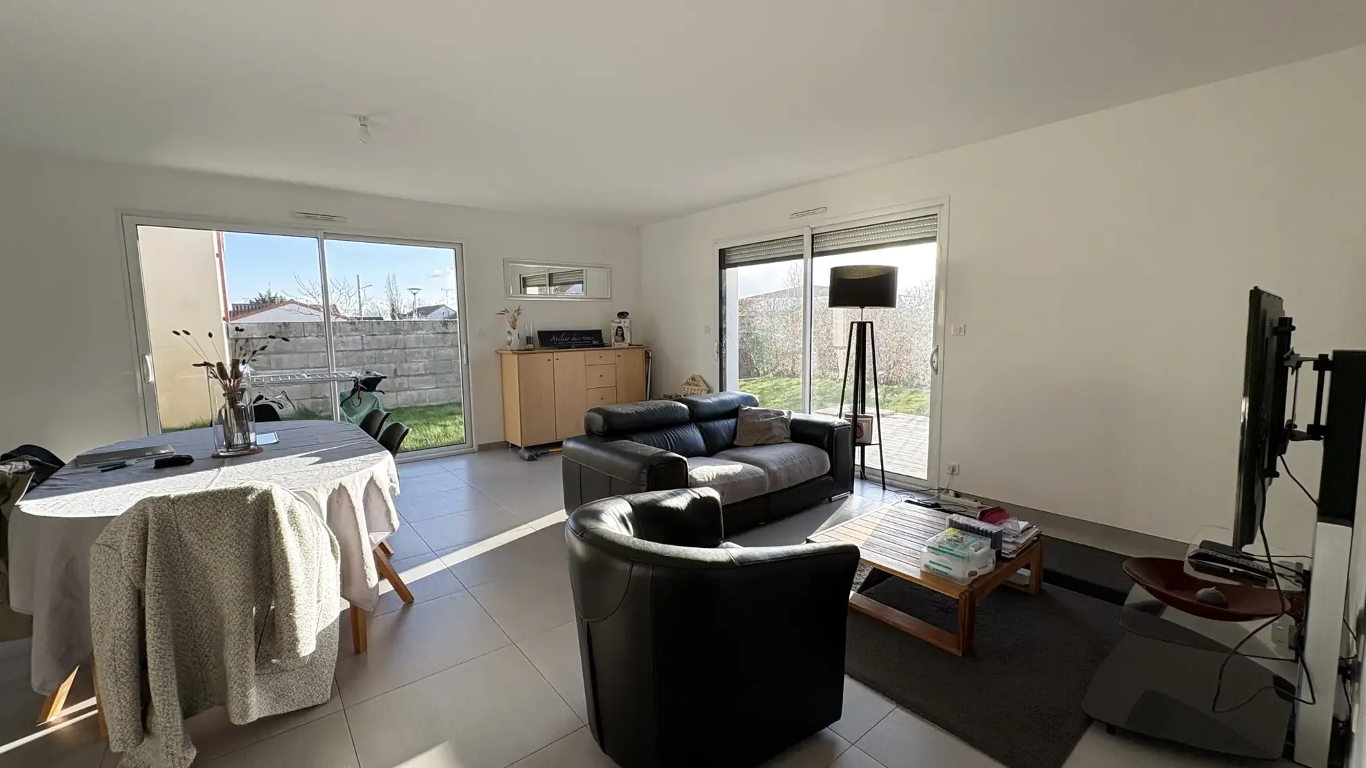 Pavillon moderne à vendre à Toutlemonde proche Cholet avec jardin et garage 