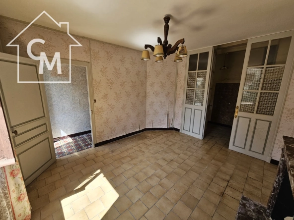 Maison de ville à vendre à Lesigny, 67 m² avec jardin et cabanon 