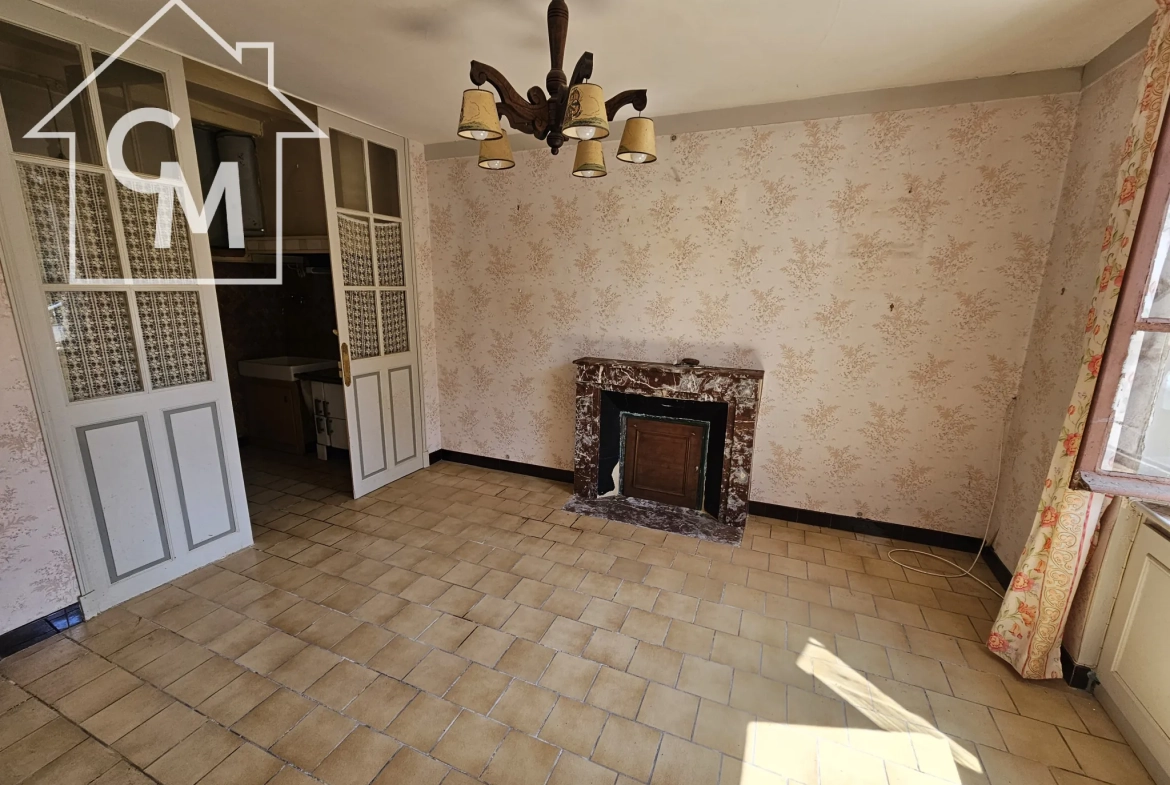 Maison de ville à vendre à Lesigny, 67 m² avec jardin et cabanon 