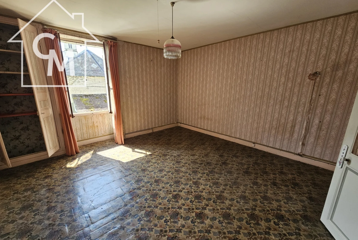 Maison de ville à vendre à Lesigny, 67 m² avec jardin et cabanon 