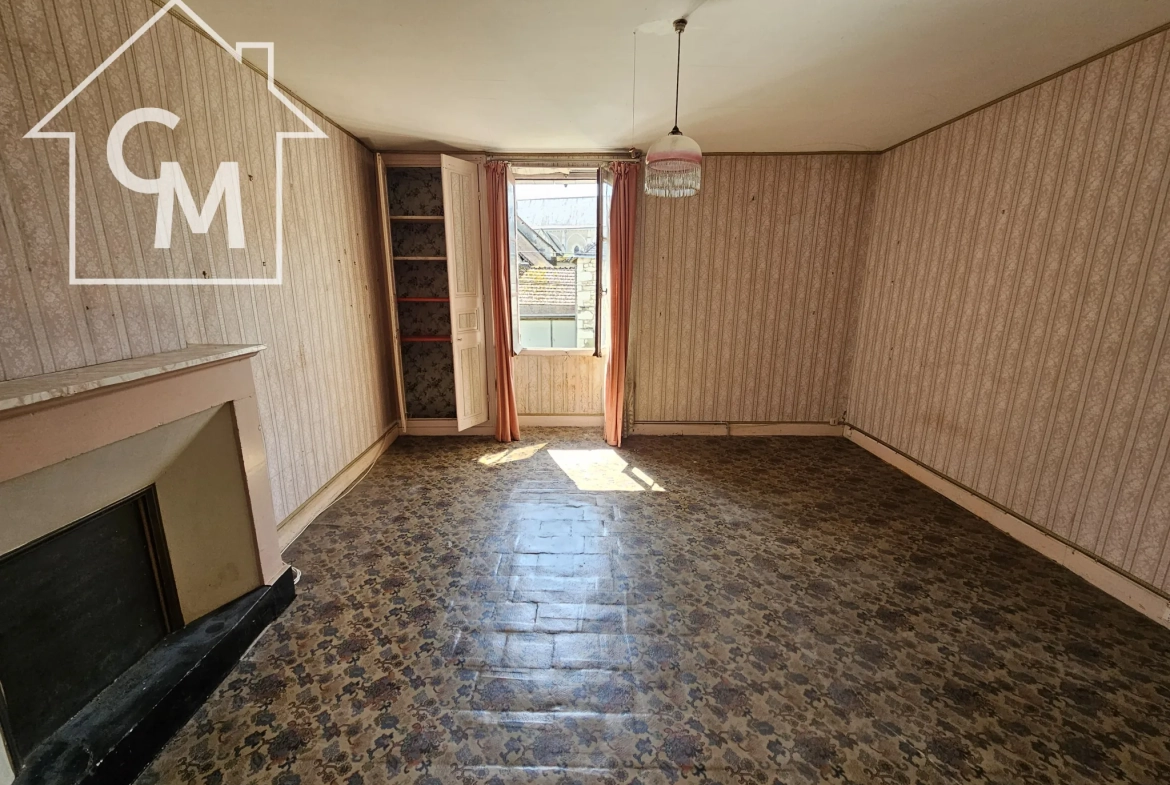 Maison de ville à vendre à Lesigny, 67 m² avec jardin et cabanon 