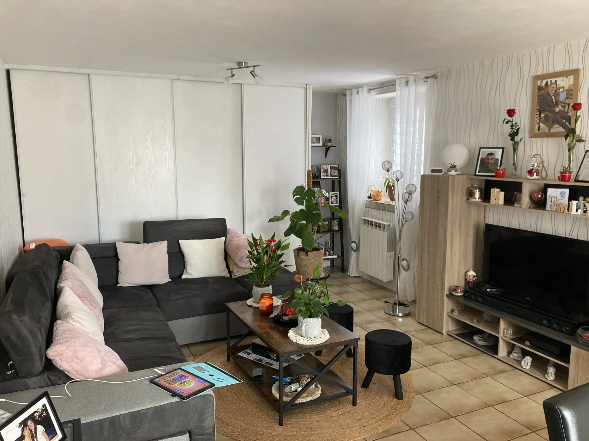 Charmante maison à Pougues-les-Eaux avec garage et terrain, idéale pour investissement ou résidence principale 