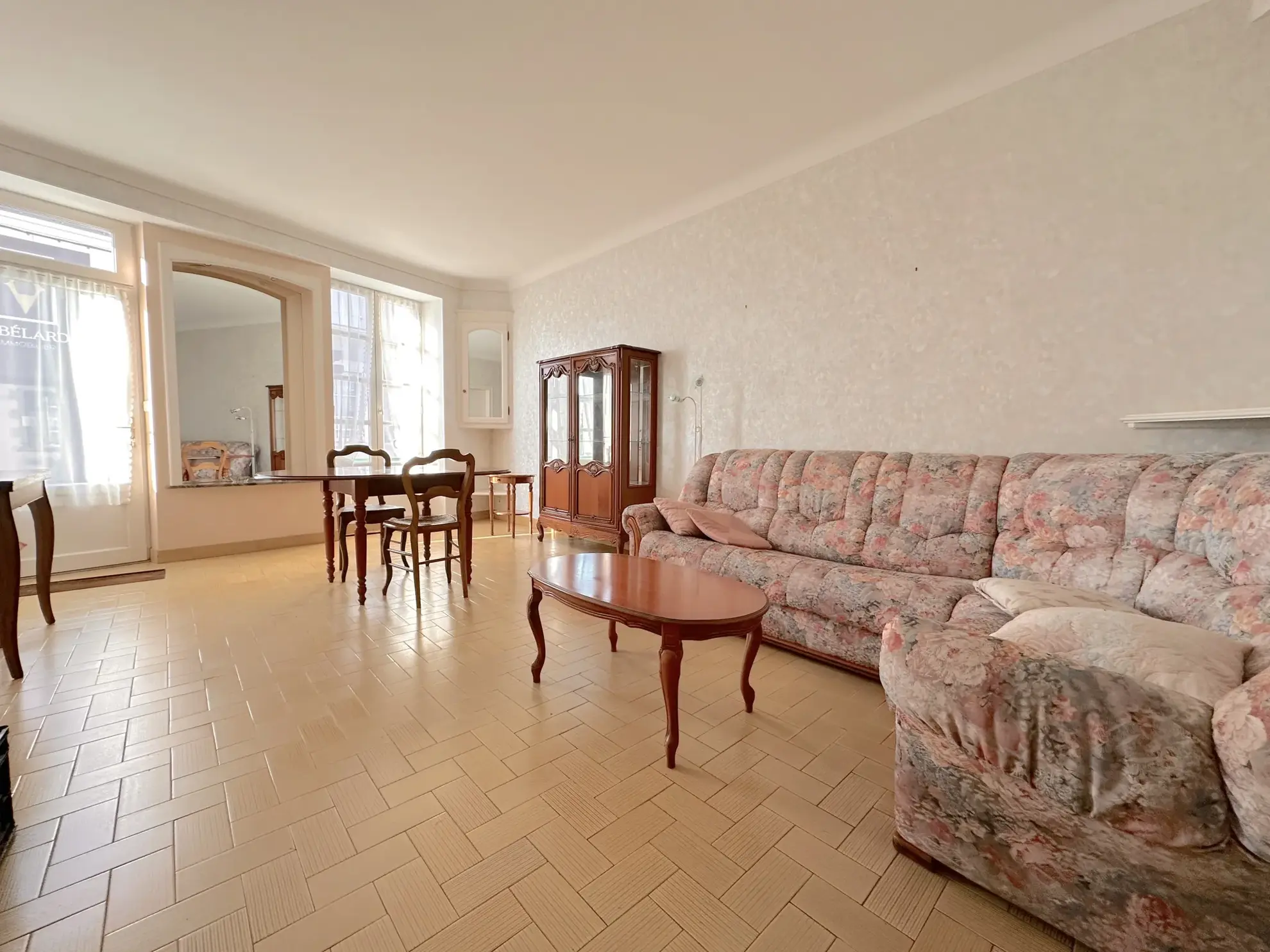 Maison en pierre à vendre au Le Pallet, 5 chambres, jardin, proche gare et commerces 