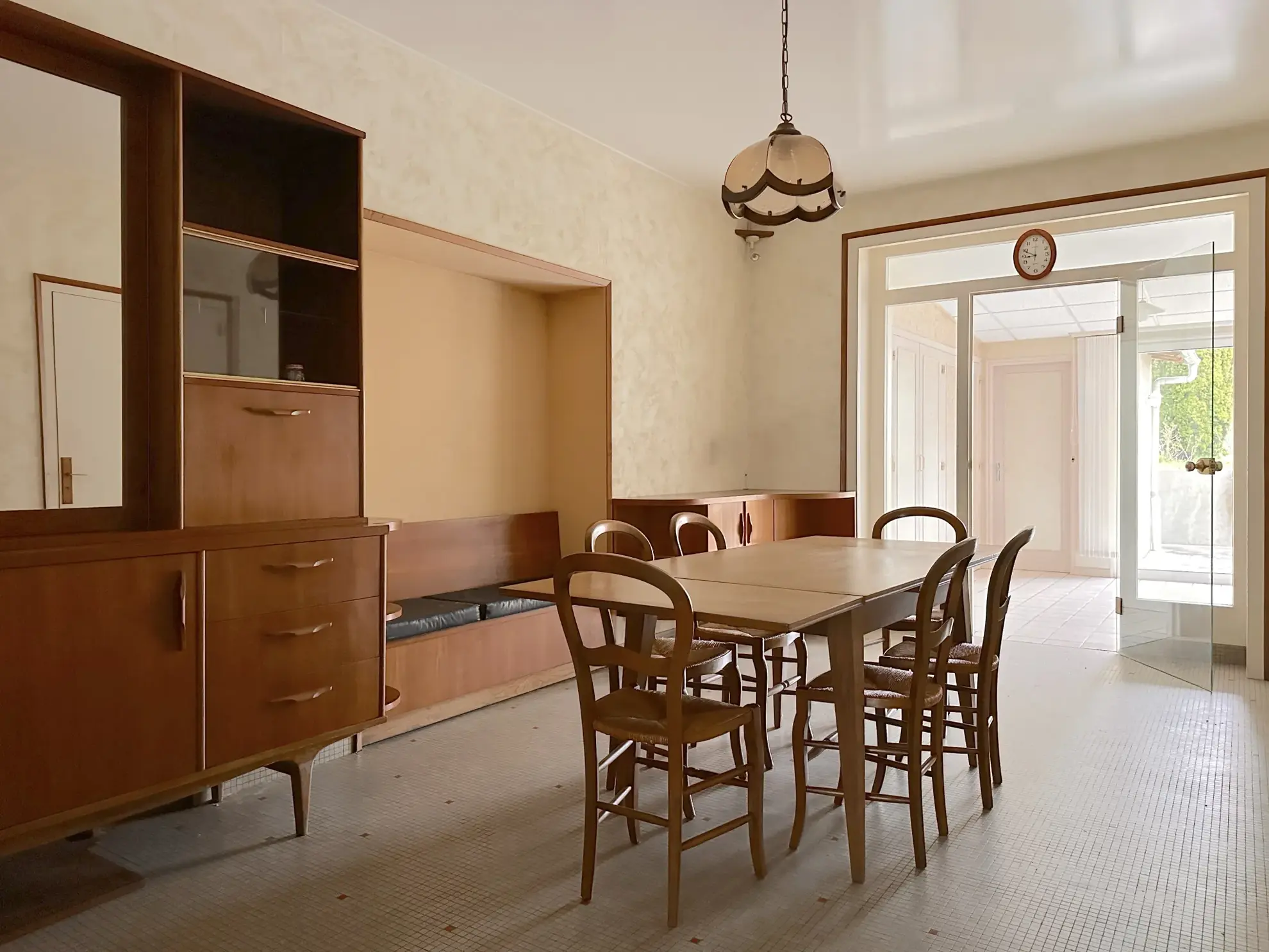 Maison en pierre à vendre au Le Pallet, 5 chambres, jardin, proche gare et commerces 